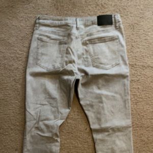 Brand new jeans (tags were removed)!!!